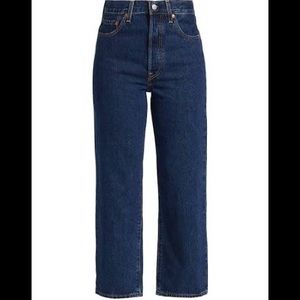 Levi's® Premium
Ribcage Straight Ankle